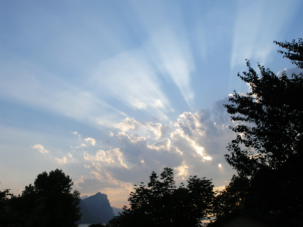 Solskin over VierwaldstÃ¤ttersee